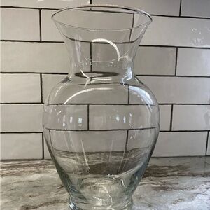 Elegant Clear Glass Vase